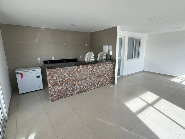#4 - Apartamento para Venda em Vila Velha - ES - 3