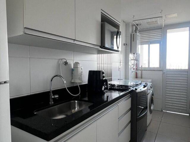 #17 - Apartamento para Venda em Vila Velha - ES - 2